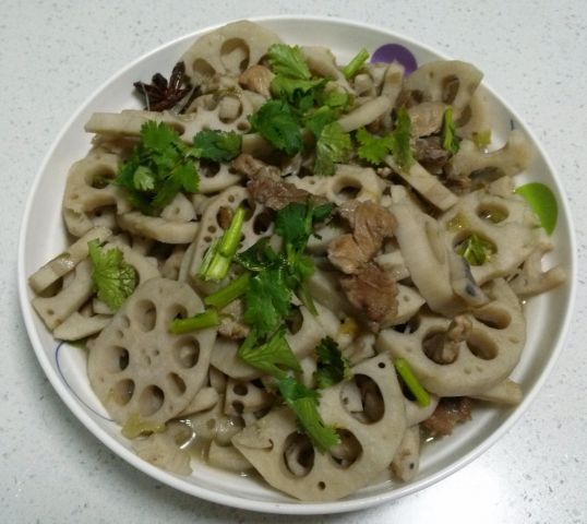 藕片炒肉.JPG